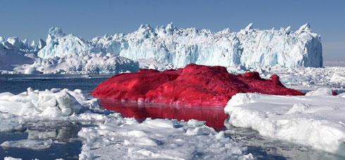 Ett rödmålat isberg!